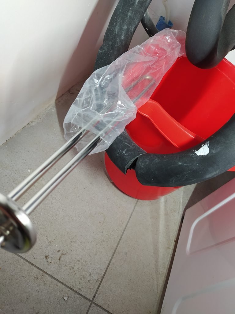החלפת גוף חימום לדוד אמקור